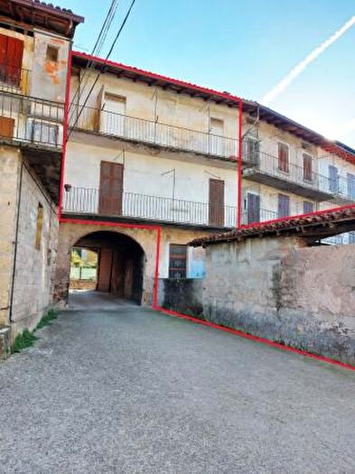 Casa con 6 locali in vendita in Barghe