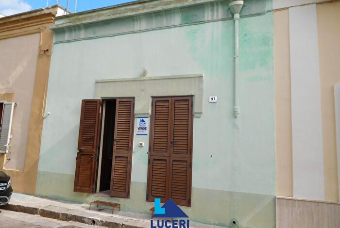 Casa in vendita in Via Vittorio Emanuele II Sannicola Le Italia, Sannicola