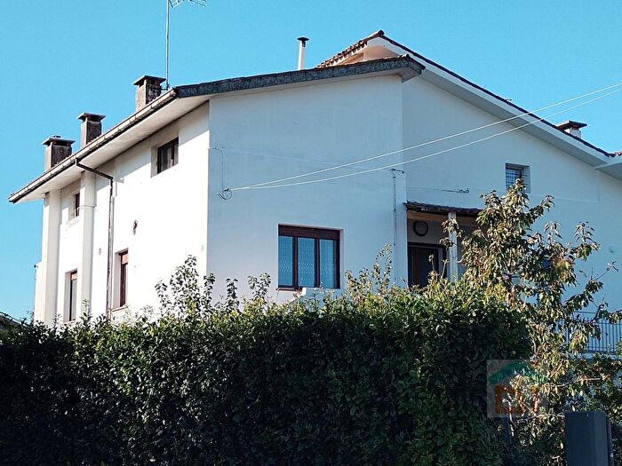 Casa con 5 locali in vendita in Via IV Novembre, Bagnaria Arsa