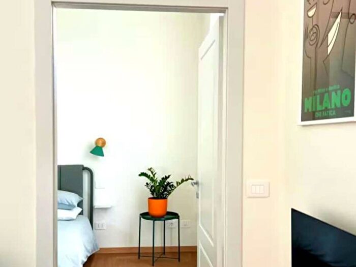 Appartamento trilocale in affitto in Via Piacenza, Porta Romana Medaglie d'Oro, Milano