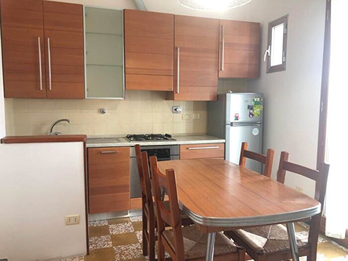 Appartamento trilocale in affitto in Via Savona, Mazzini Fossolo, Bologna