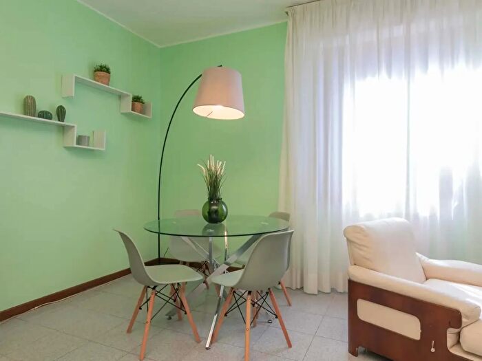 Appartamento monolocale in affitto in Via Valera, Arese