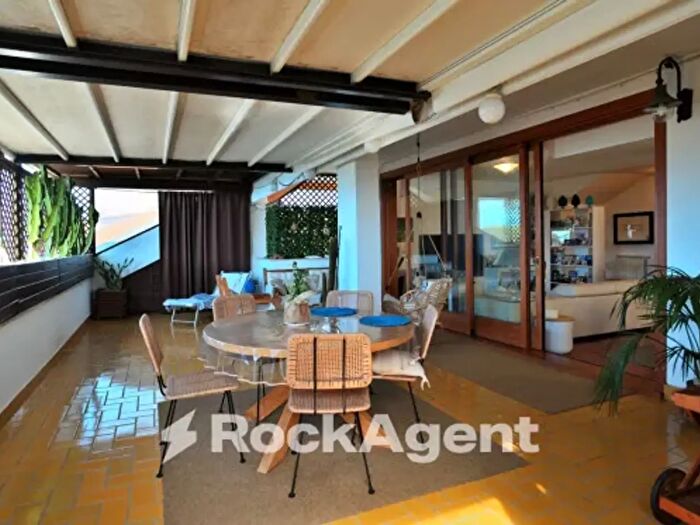 Appartamento con 5 locali in vendita in Via Gerolamo Frescobaldi, Latina