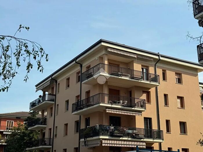 Appartamento con 5 locali in vendita in Via Prati, Verona