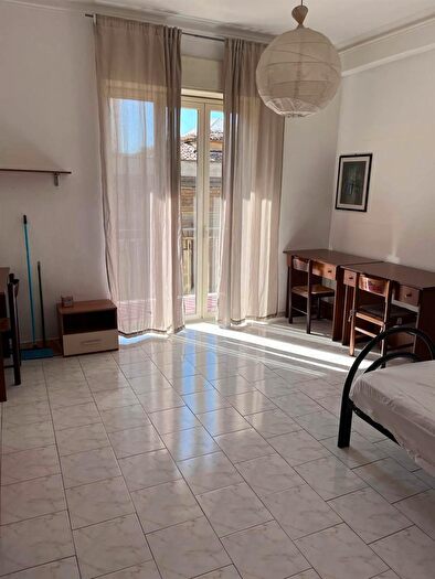 Appartamento quadrilocale in affitto in Catania