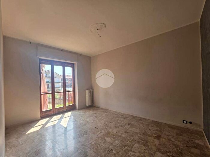 Appartamento bilocale in affitto in Via Biscaretti, Semicentro, Chieri