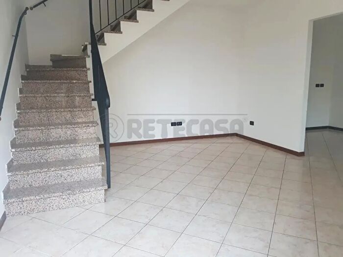 Casa con 5 locali in affitto in Bondeno