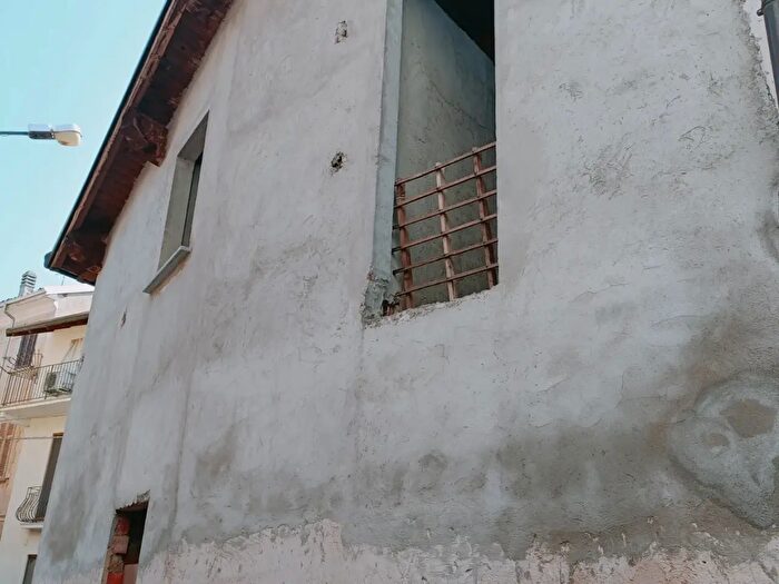 Casa bilocale in vendita in Via Roma, Romentino