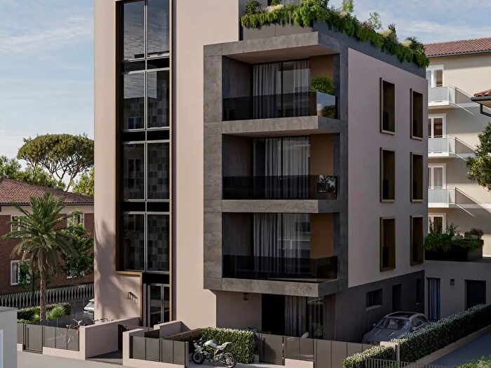 Appartamento trilocale in vendita in Via Bixio, Riccione