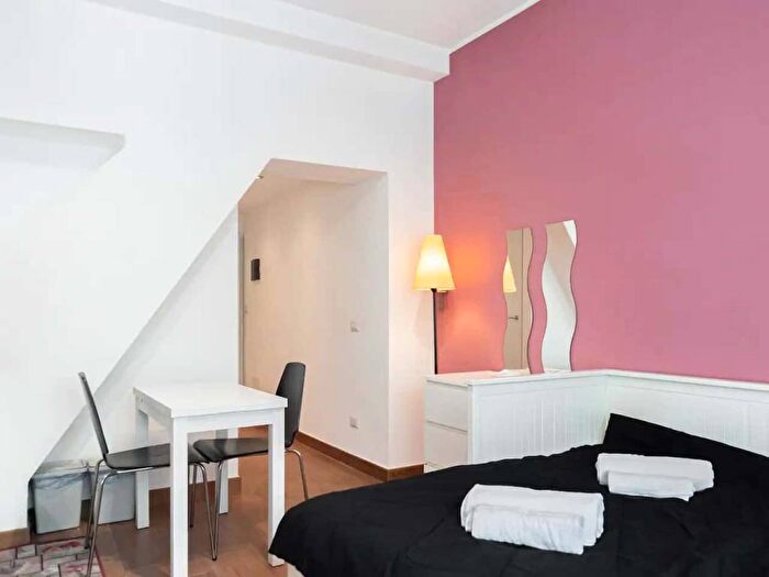 Appartamento monolocale in affitto in Via Privata San Mansueto, Bocconi, Milano