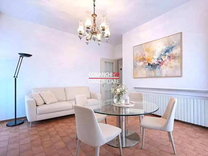 Appartamento trilocale in vendita in Via Annibale Rosa, Verbania