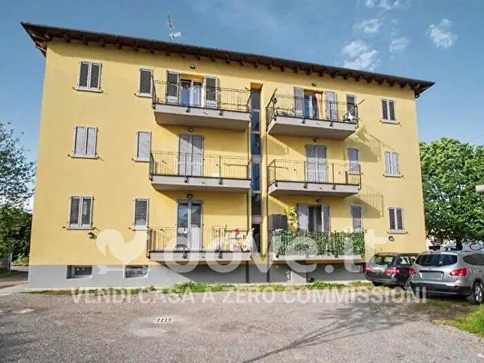 Appartamento trilocale in vendita in Via Cavezzo Camposanto, Camposanto