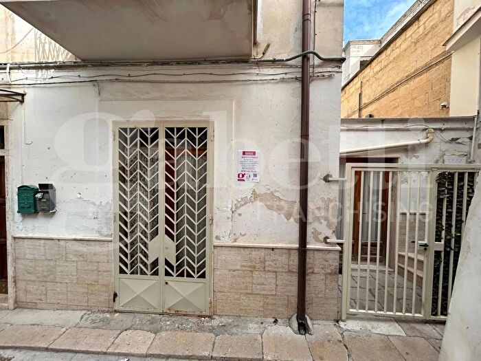 Casa con 5 locali in vendita in Manfredi di Svezia, Canosa Di Puglia