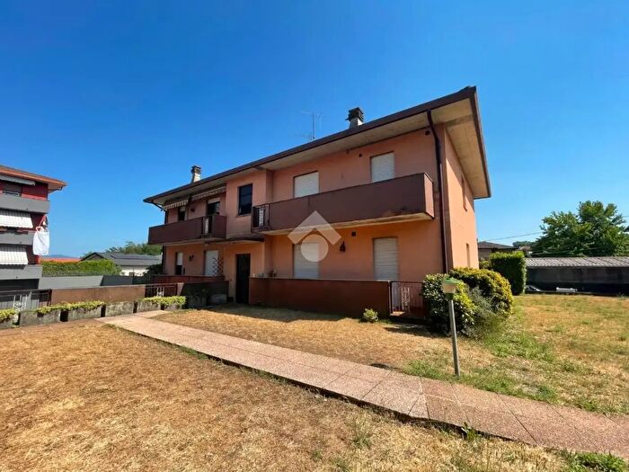 Appartamento quadrilocale in vendita in Via Sant Alessandro, Arcisate