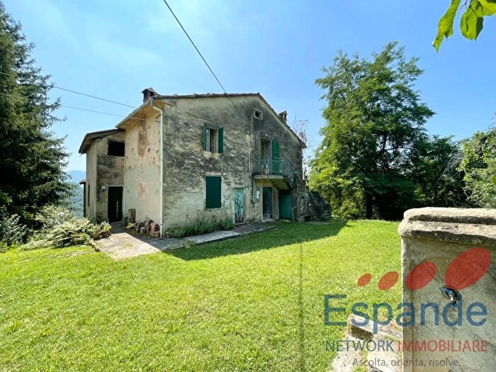 Casa con 5 locali in vendita in Via Turziano, Gaggio Montano