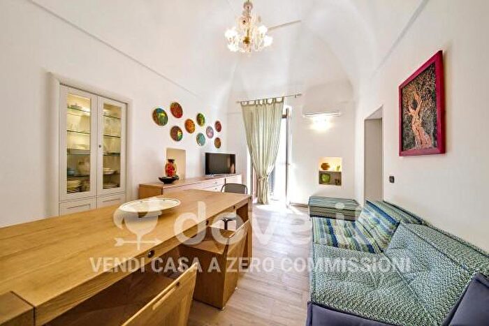 Casa trilocale in vendita in Via Manfredi, Oria