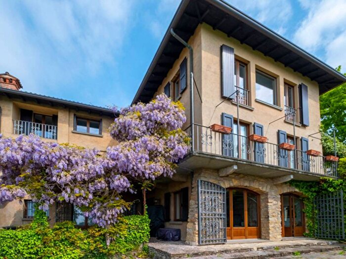 Appartamento bilocale in affitto in Via Borgo Canale, Colli, Bergamo