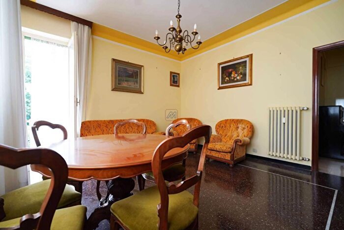 Appartamento quadrilocale in vendita in Via Guglielmotti Genova, Genova