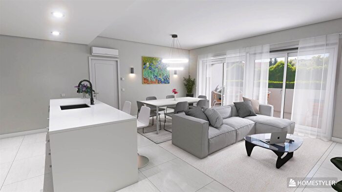 Appartamento quadrilocale in vendita in Via Marconi, Curno