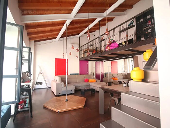 Appartamento trilocale in vendita in Como