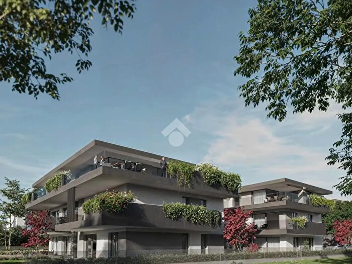 Appartamento quadrilocale in vendita in Via Passirone, Arco