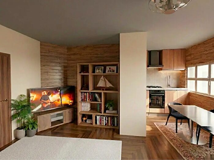 Appartamento trilocale in vendita in Via Archimede, Roma