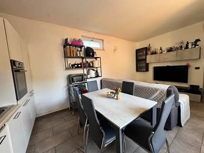 Casa trilocale in vendita in Via Gaggio, Luni