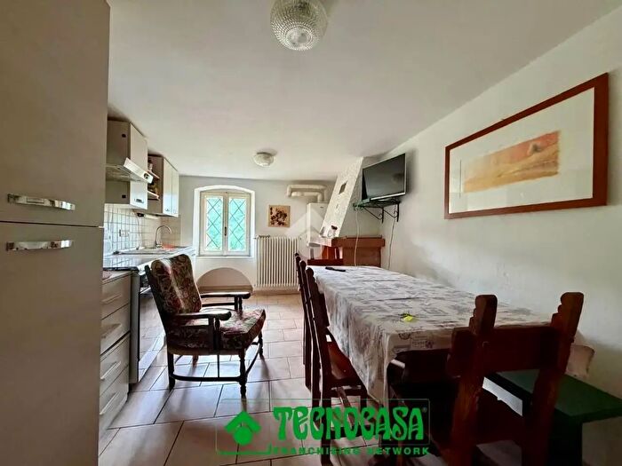 Casa con 5 locali in vendita in Via Vittorio Veneto, Castelnuovo Magra