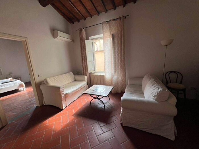 Appartamento bilocale in affitto in Via della Pergola, Duomo, Firenze