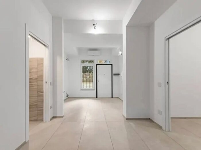 Appartamento bilocale in vendita in Via Zurigo, Milano