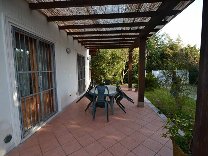 Casa quadrilocale in affitto in Pietrasanta