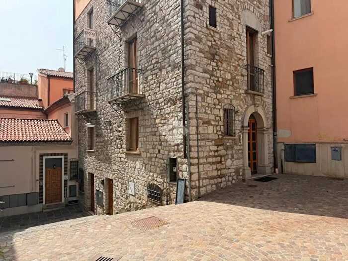 Appartamento monolocale in vendita in Largo Famiglia Isabelli, Potenza