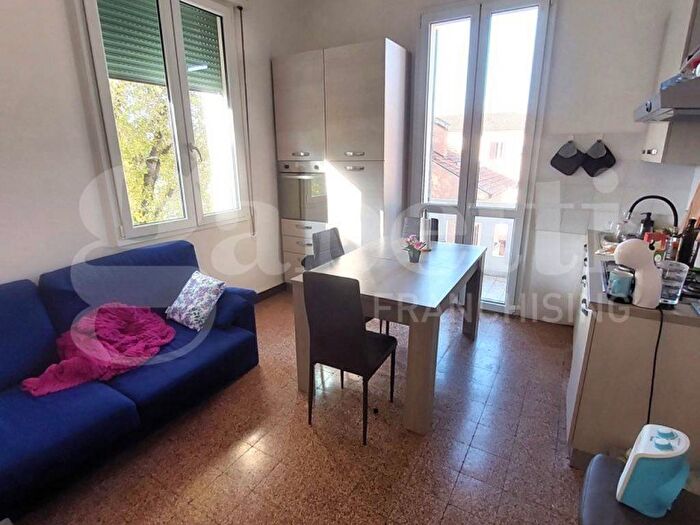 Appartamento trilocale in affitto in Via Gorizia, Saffi, Bologna
