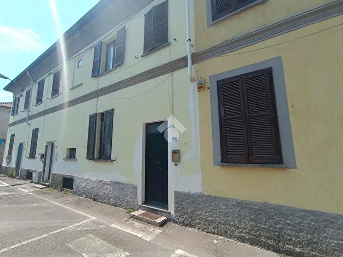 Appartamento bilocale in vendita in Corso Milano, Barlassina