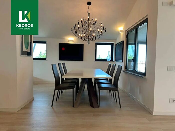 Appartamento quadrilocale in vendita in Via Cattaneo, Gallarate