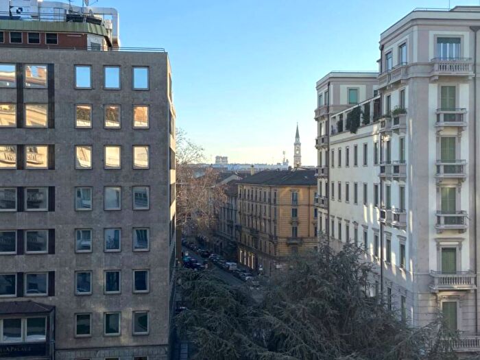 Appartamento quadrilocale in affitto in Viale Bianca Maria, Piave Tricolore, Milano