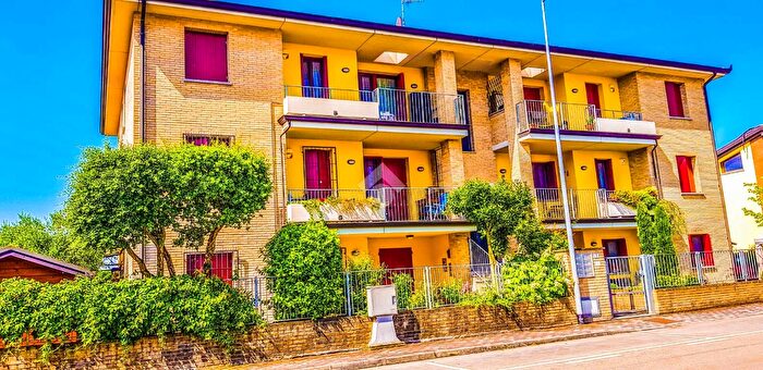 Appartamento trilocale in vendita in Via della Costituente, Colorno