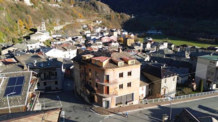 Case in Vendita e in Affitto - 2