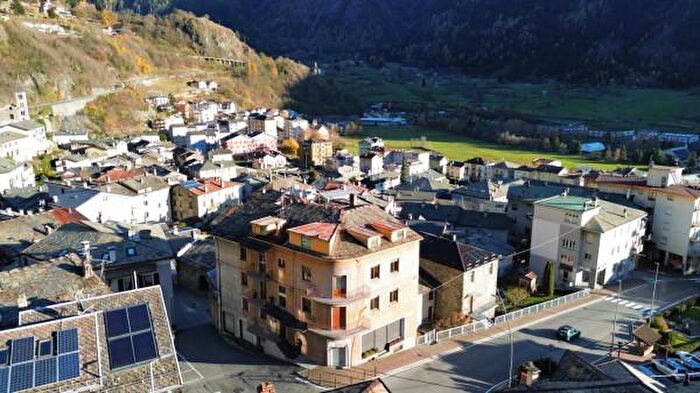 Appartamento trilocale in vendita in Largo Giuseppe Mazzini, Sondalo