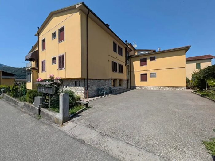 Appartamento con 5 locali in vendita in Coreglia Antelminelli