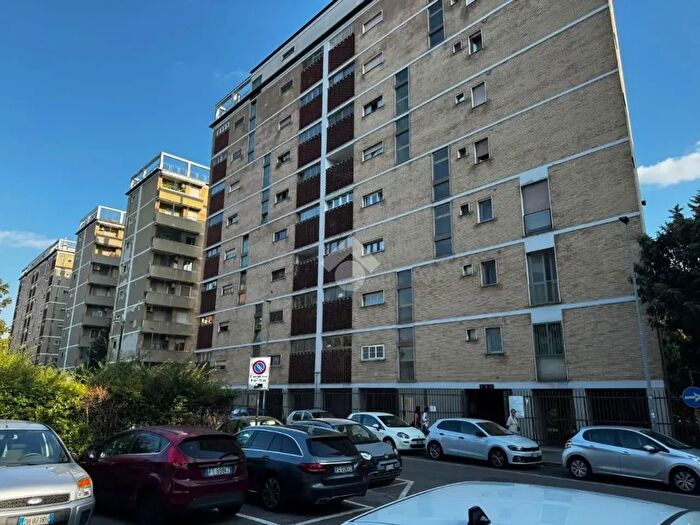 Appartamento trilocale in vendita in Via Archimede, Bresso