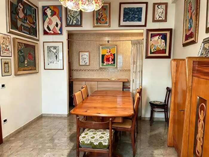 Appartamento trilocale in vendita in Via Emilia, Imola