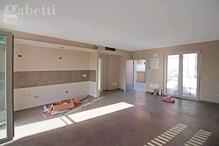 Appartamento quadrilocale in vendita in Via Pergolesi, Senigallia