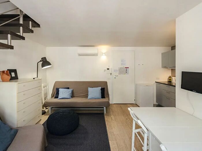 Appartamento monolocale in affitto in Via Francesco Rismondo, Bologna