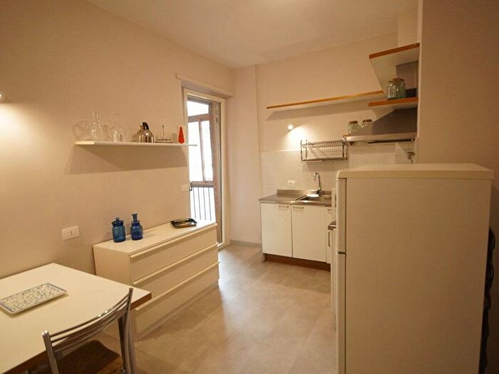 Appartamento bilocale in affitto in Via Gabriele Chiabrera, San Salvario Dante, Torino