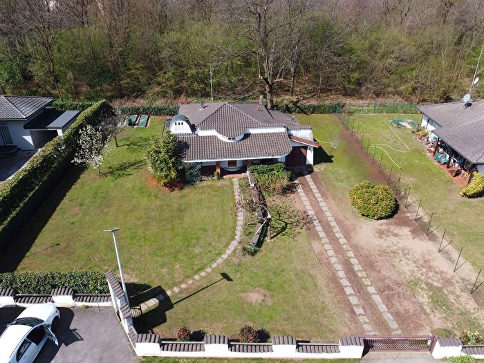 Casa quadrilocale in vendita in Via dei Colli, Guanzate