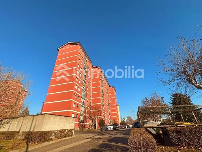 Appartamento con 7 locali in vendita in Via Quarello, Torino