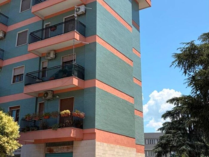 Appartamento con 5 locali in affitto in Via Giuseppe Verdi, Quattromiglia, Rende