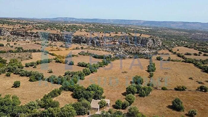 Casa in vendita in Canicattini Bagni, Ragusa