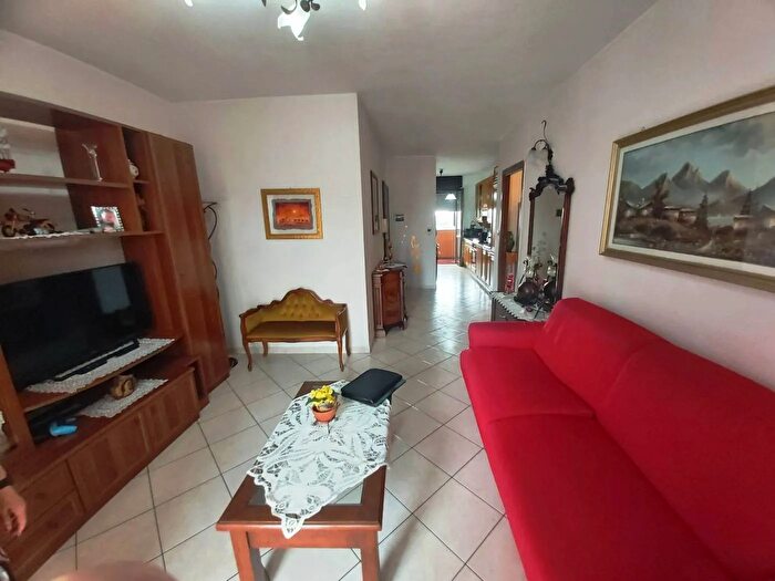 Appartamento trilocale in vendita in Strada Altessano Torino, Torino